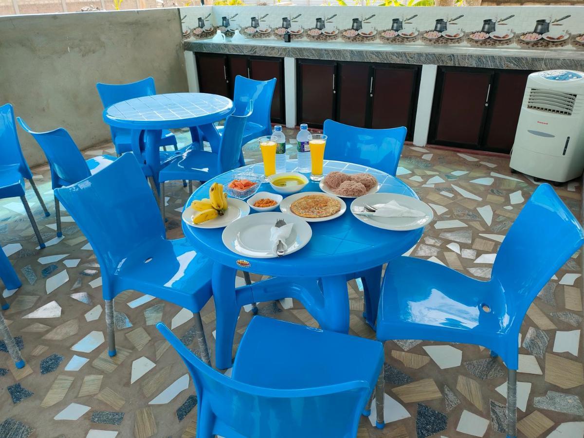 Ferienwohnung Victory'S Gardens Mannar Exterior foto