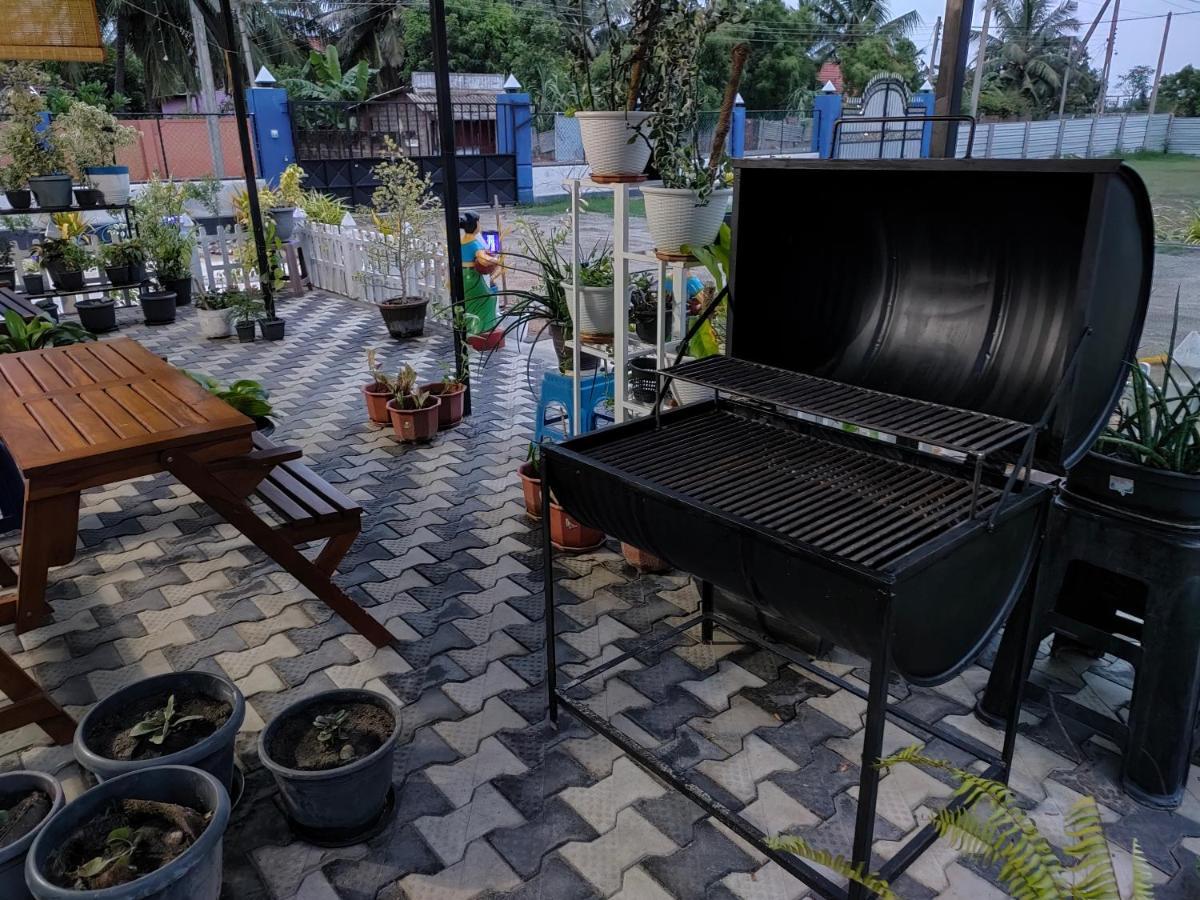 Ferienwohnung Victory'S Gardens Mannar Exterior foto